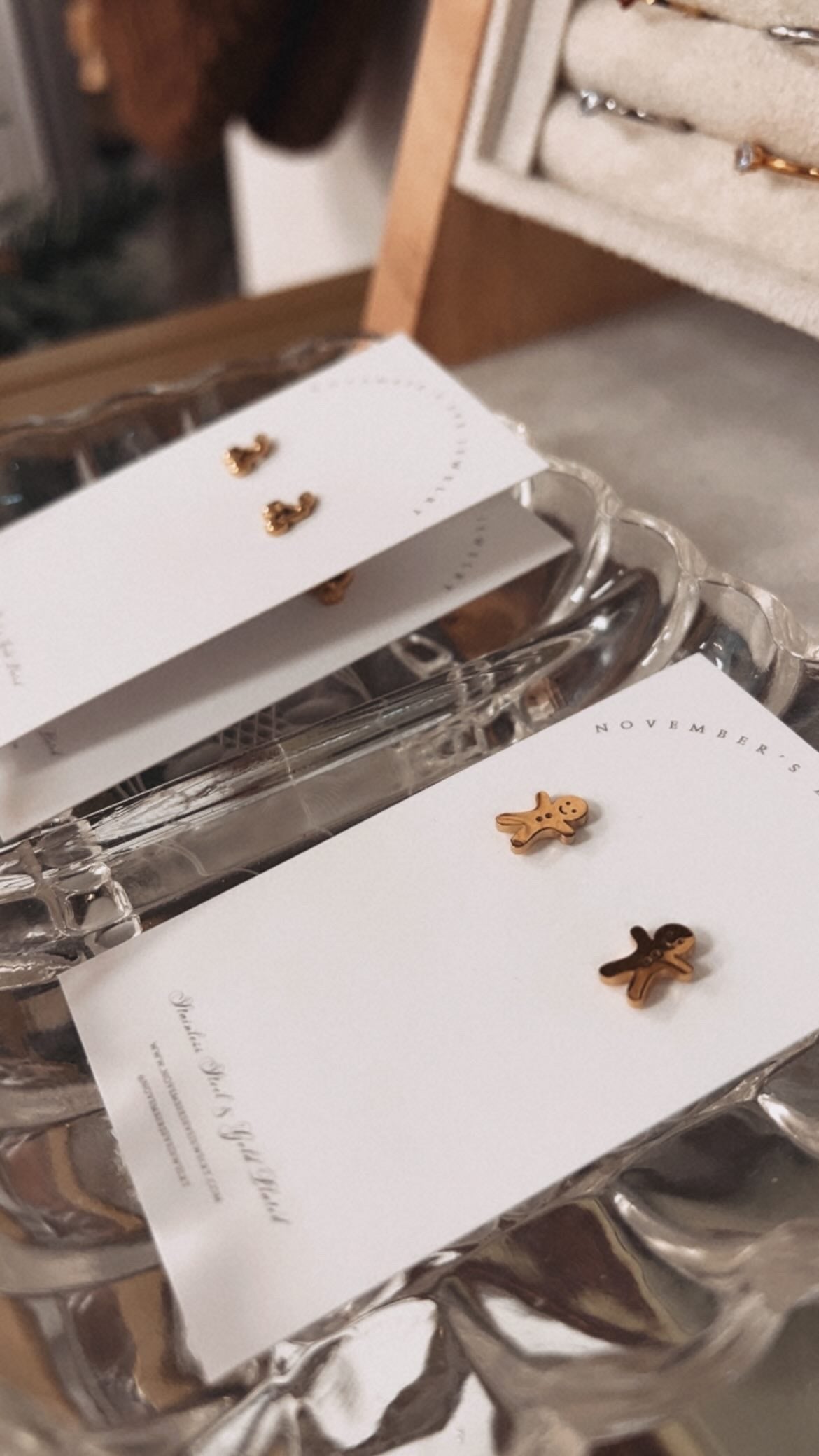 Mini Gingerbread Studs