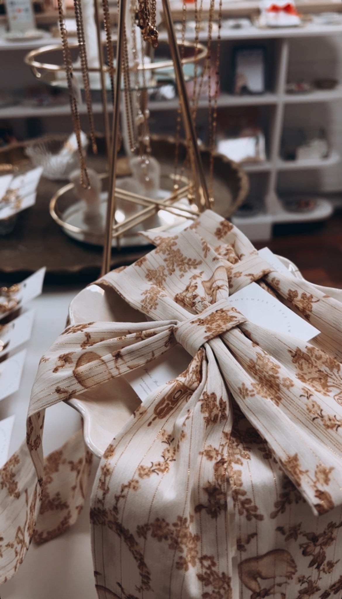 Beige & Gold Swan Hair Bow