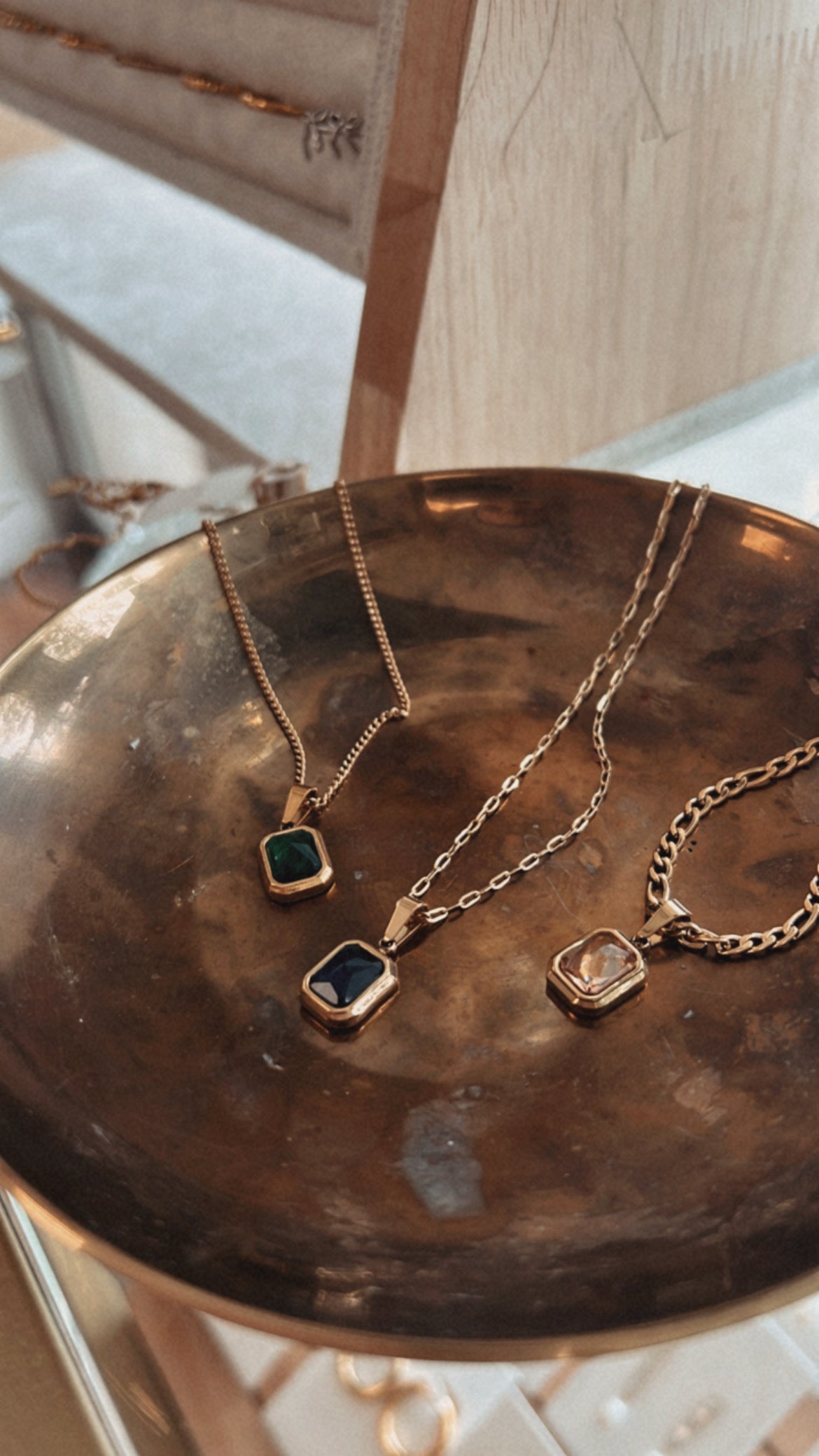Halle Necklace