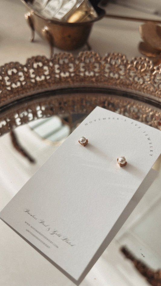 Pearl Studs