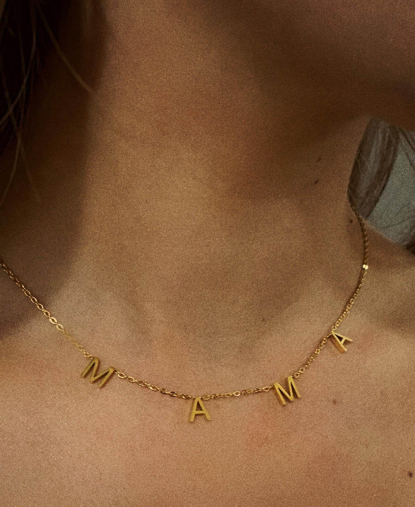 Mama Necklace