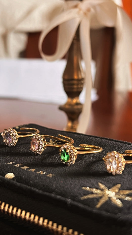Lucia Ring