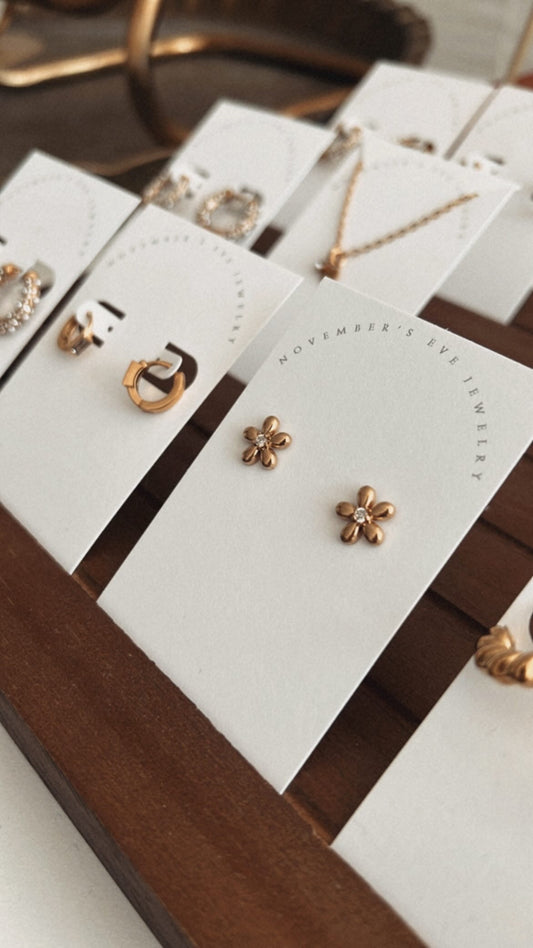 Daisy Studs