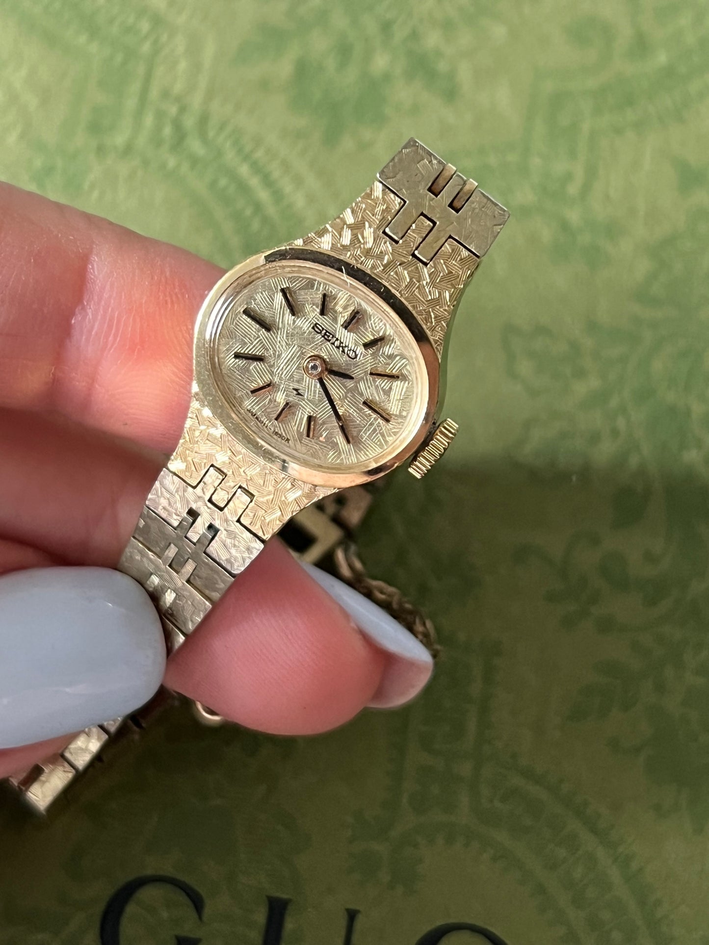 Seiko Vintage Ladies Wind-up Wrist Watch