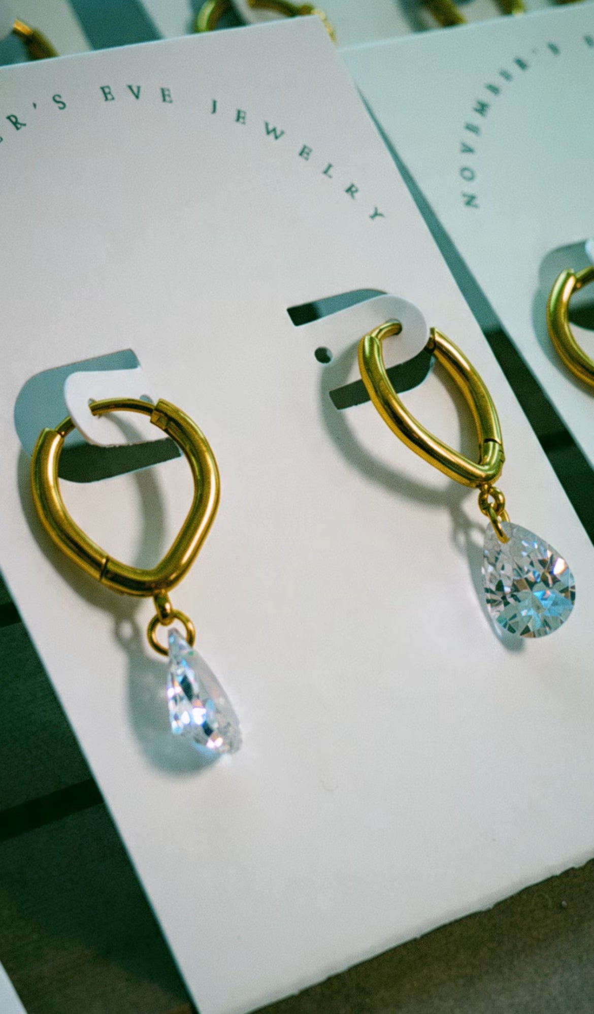 Teardrop Oval Drops