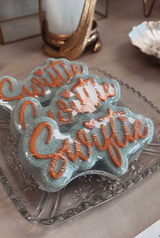 Swiftie Bathbomb with Surprise Friendship Bracelet