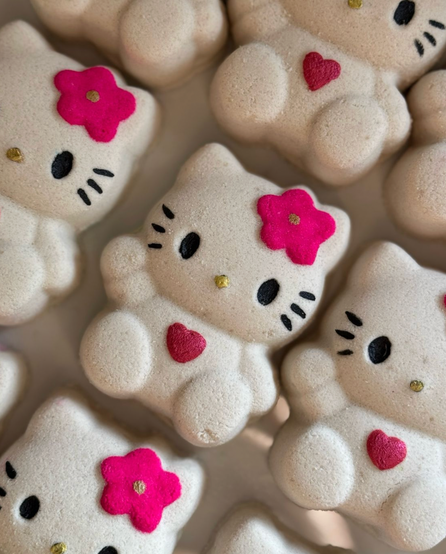 Hello Kitty Bath Bomb