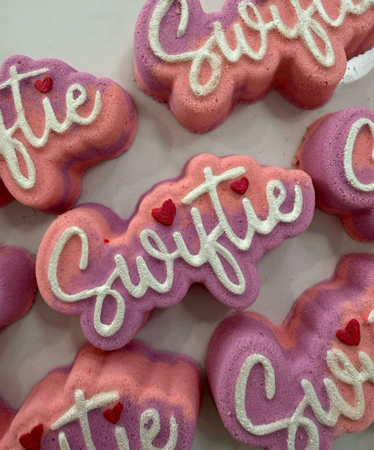 Swiftie Bath bomb